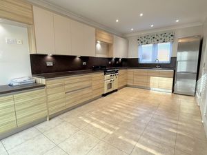 Photo 9- click for photo gallery